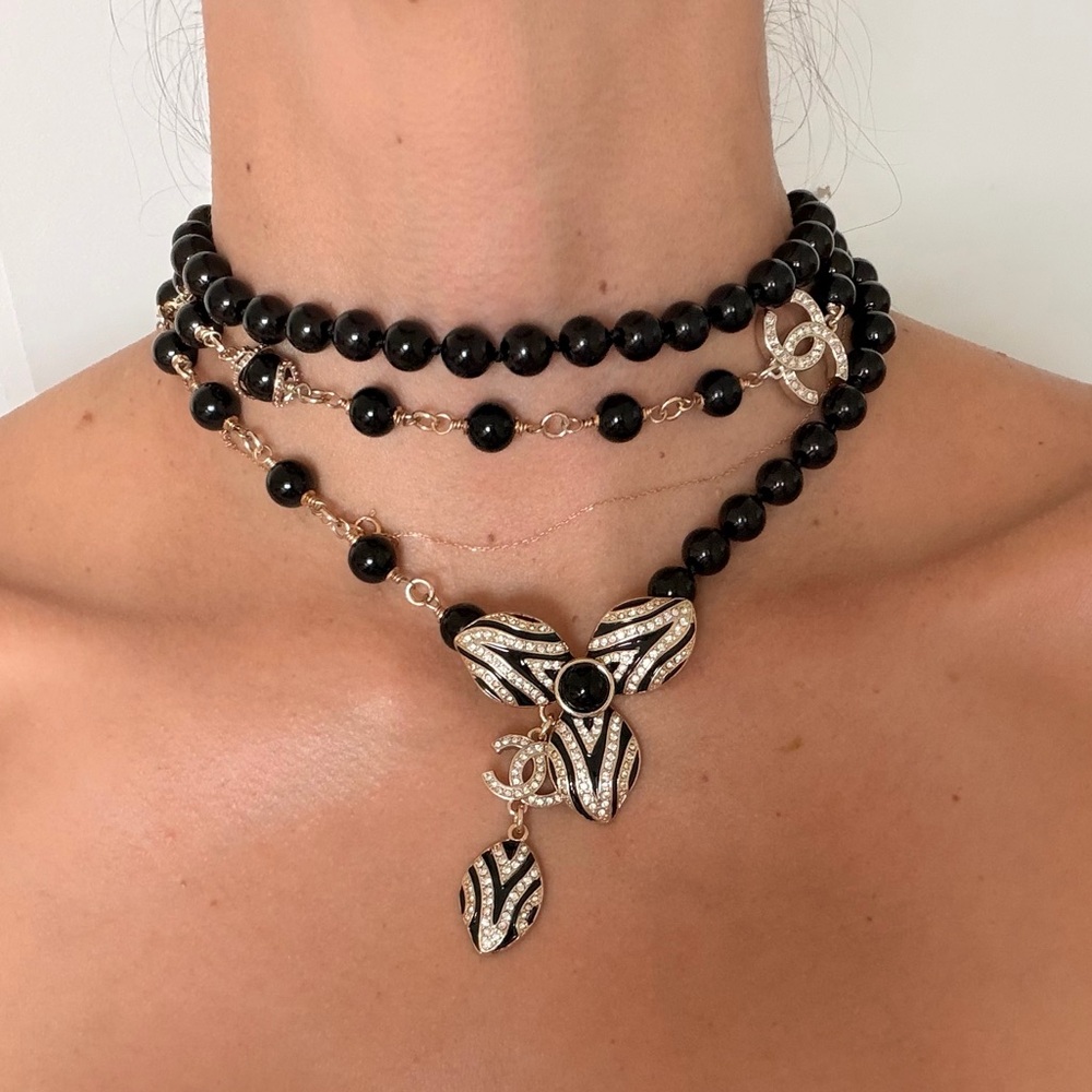 🖤Chanel Statement Beaded Necklace Black & Crystal CC ✨